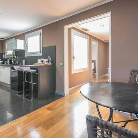 10 Persons In Luxury Appartement